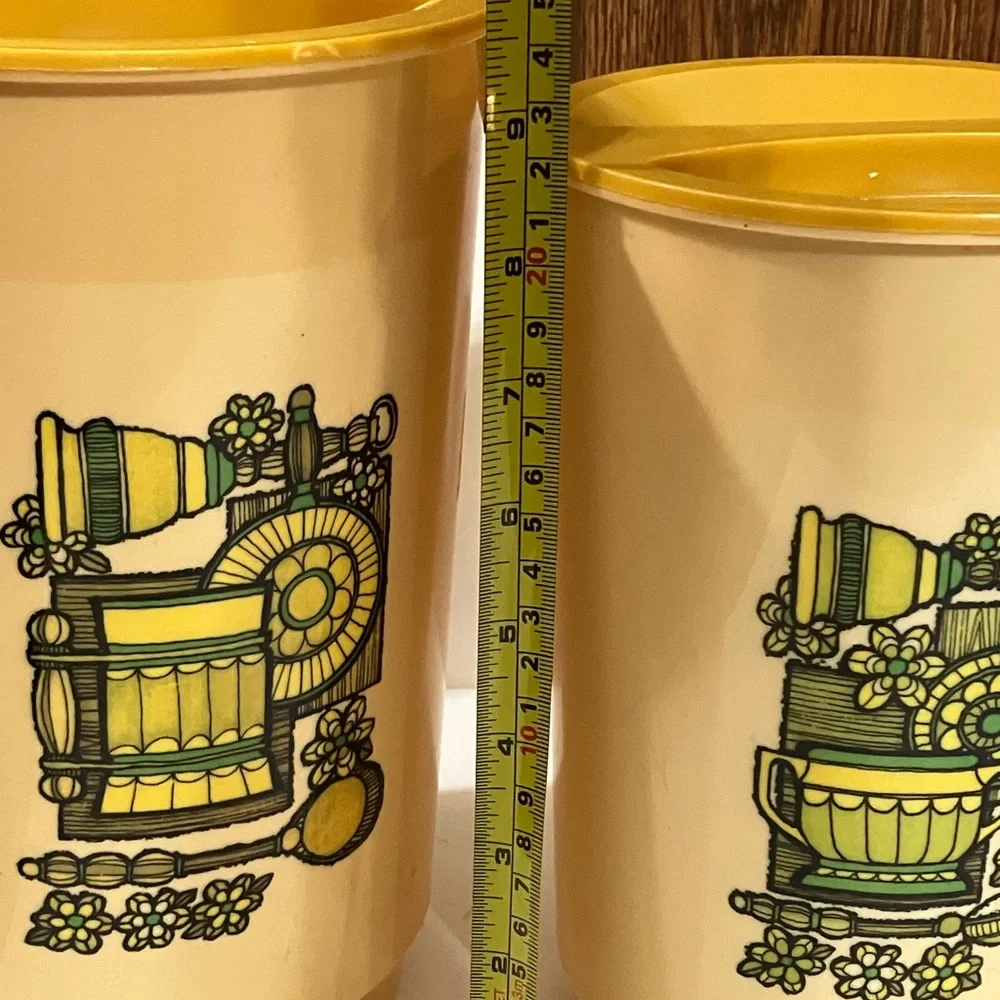 Vintage Set of 4 Nesting Kitchen Canisters Harvest Gold Plastic with Yellow Lids